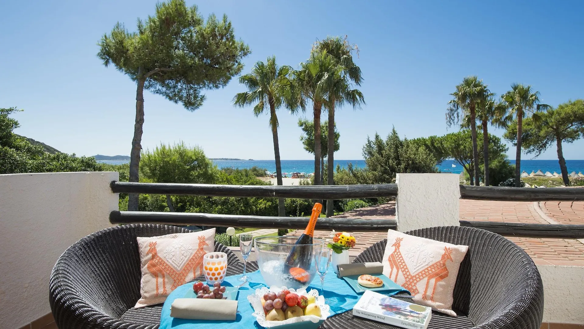 Cormoran Residence Villasimius Aparthotel